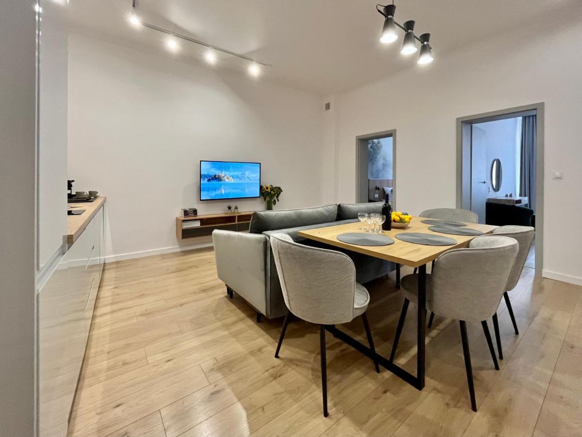 Luna Apartments Jelenia Góra Kültér fotó