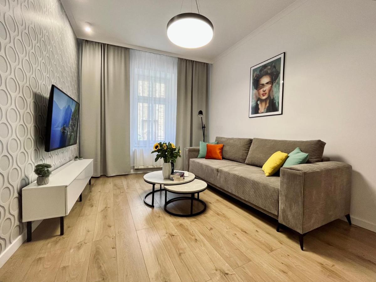Luna Apartments Jelenia Góra Kültér fotó