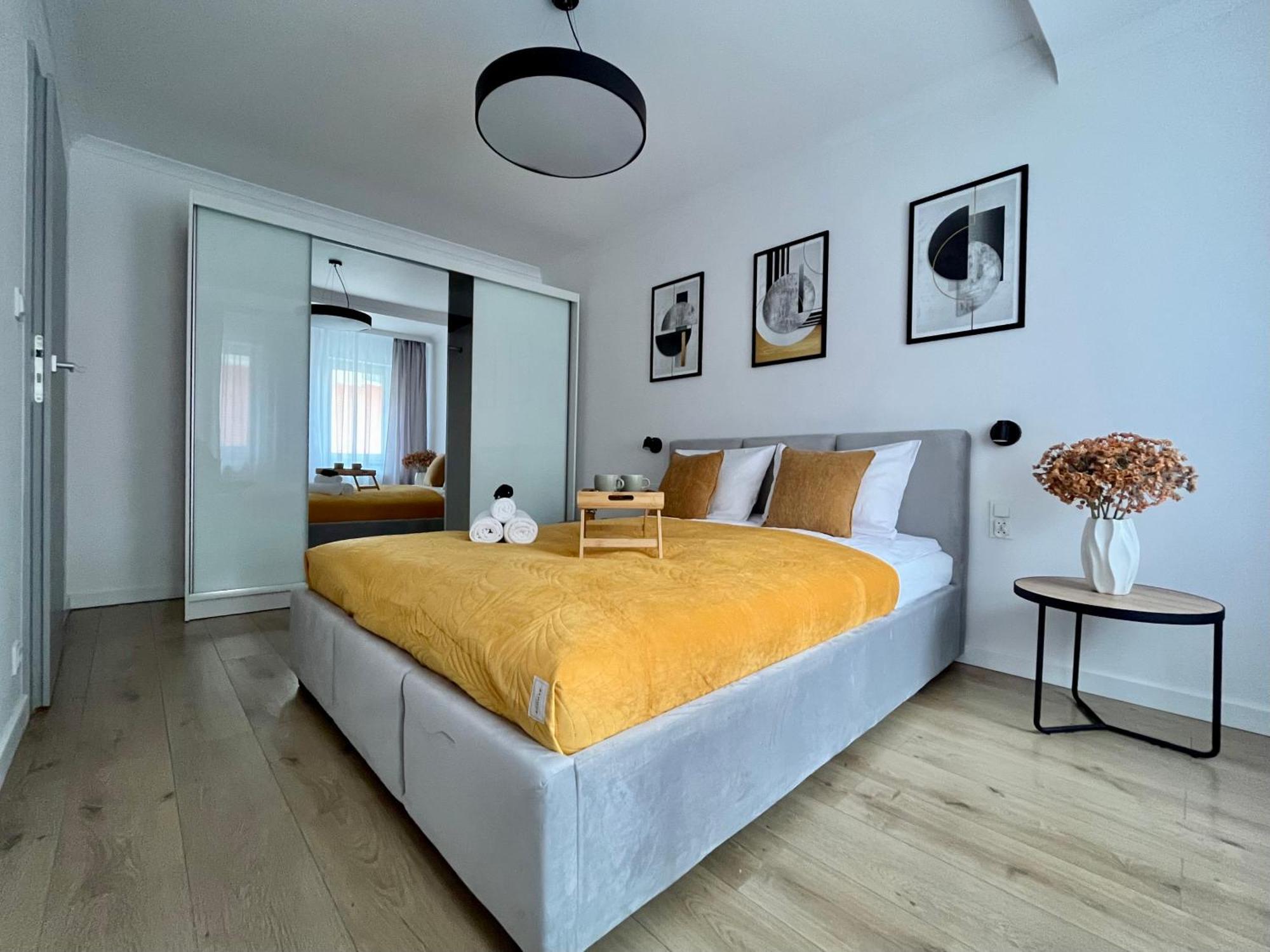 Luna Apartments Jelenia Góra Kültér fotó