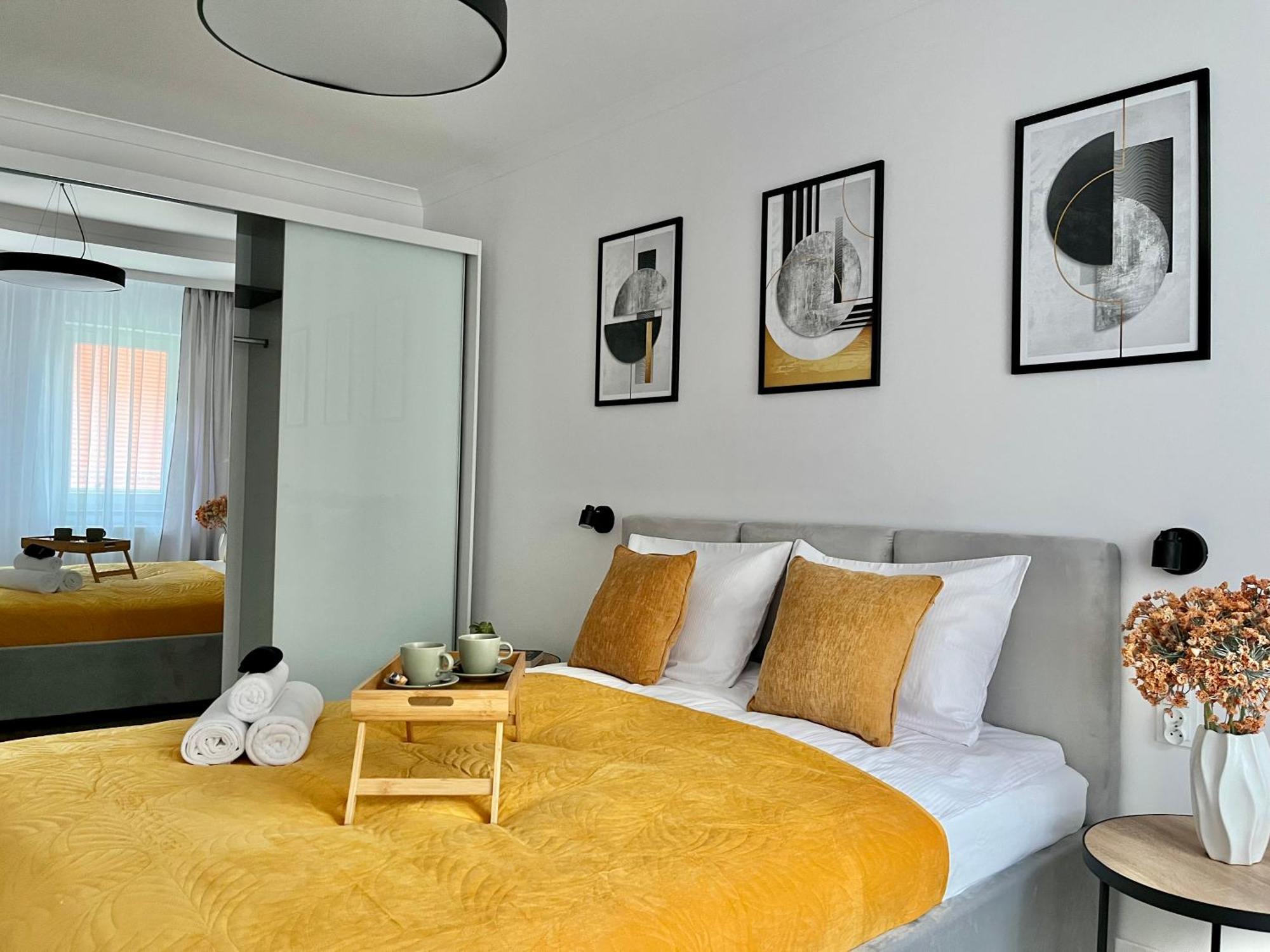 Luna Apartments Jelenia Góra Kültér fotó