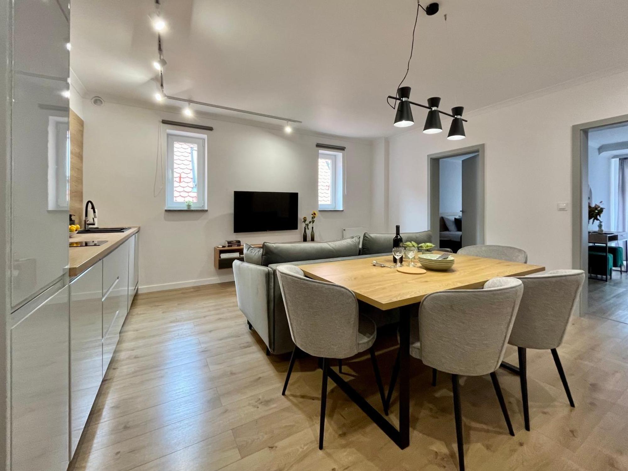 Luna Apartments Jelenia Góra Kültér fotó