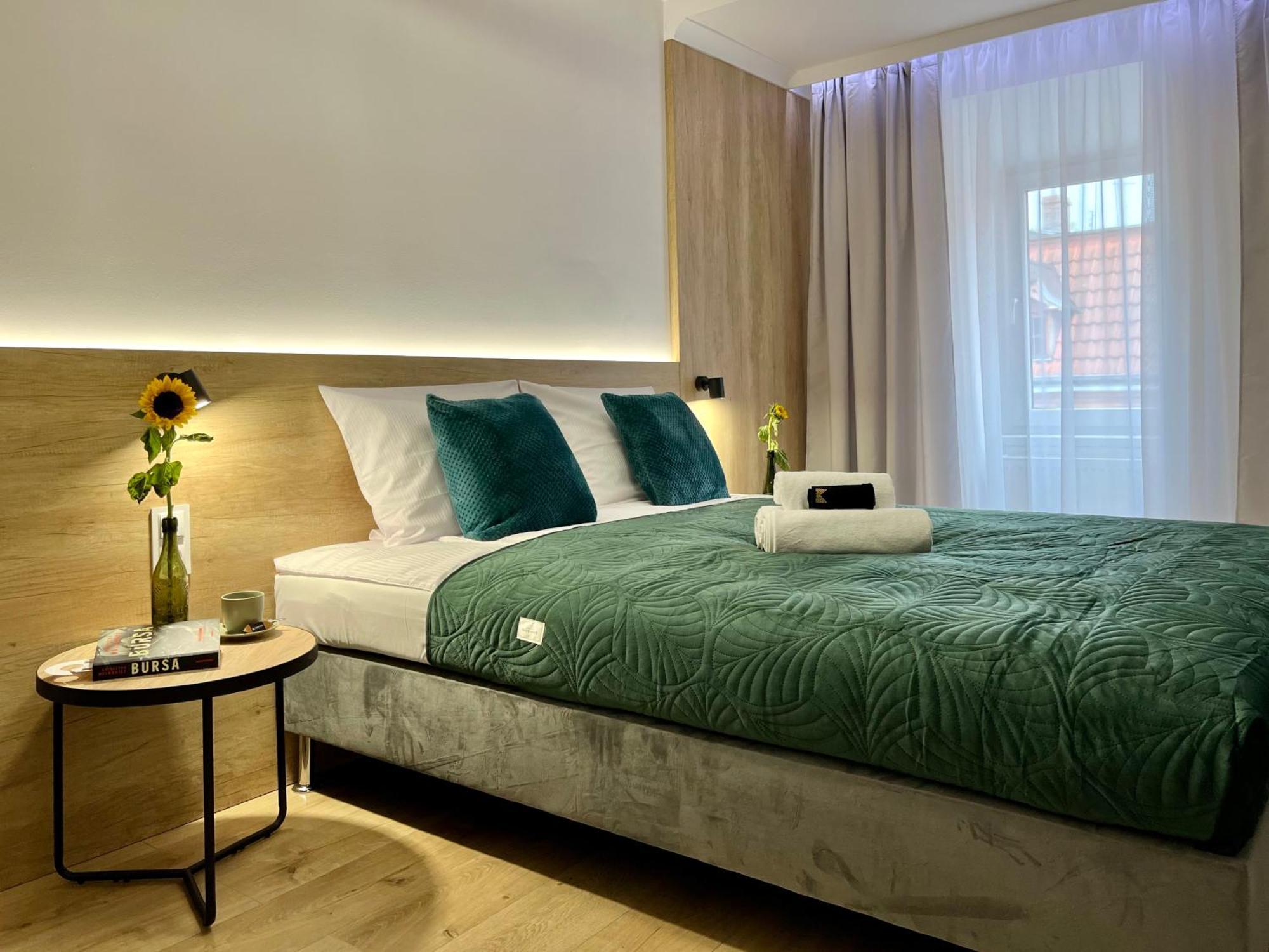 Luna Apartments Jelenia Góra Kültér fotó
