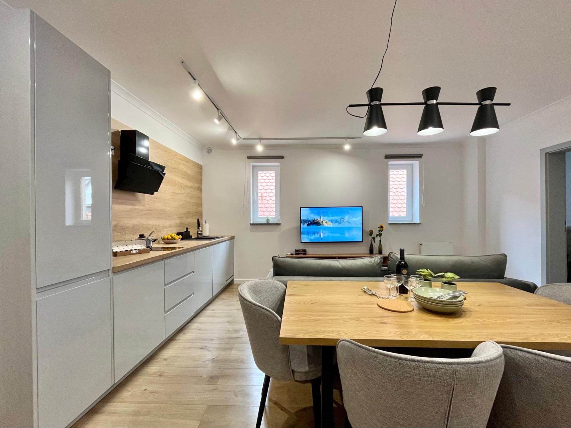 Luna Apartments Jelenia Góra Kültér fotó