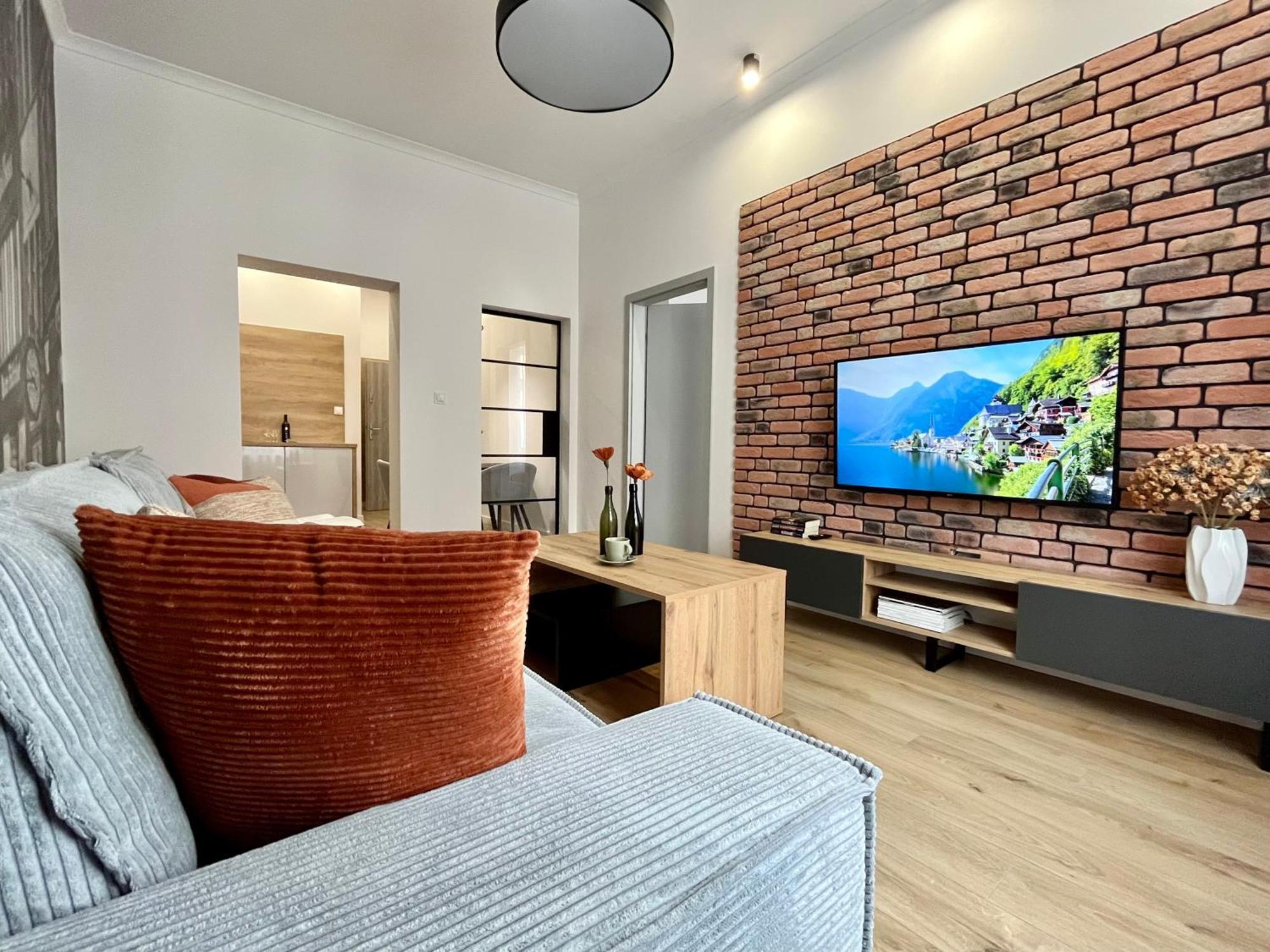 Luna Apartments Jelenia Góra Kültér fotó